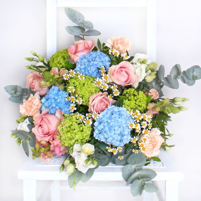 Luxury Pastel Handtied Bouquet