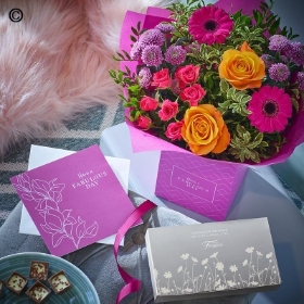 Mothers Day Bright Gift Box, Chocs and Card