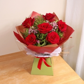Luxury 6 Red Rose Giftbox