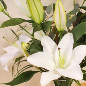 The Lily Bouquet